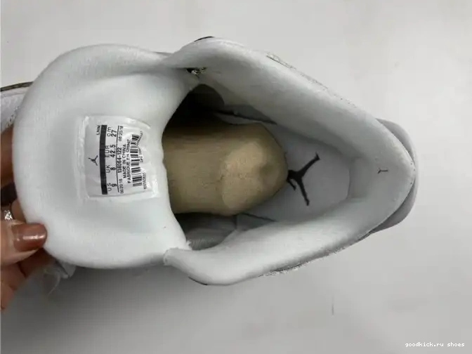 Cheap Retro Mocha 3 (2018) 136064-122 Jordan Air 0609